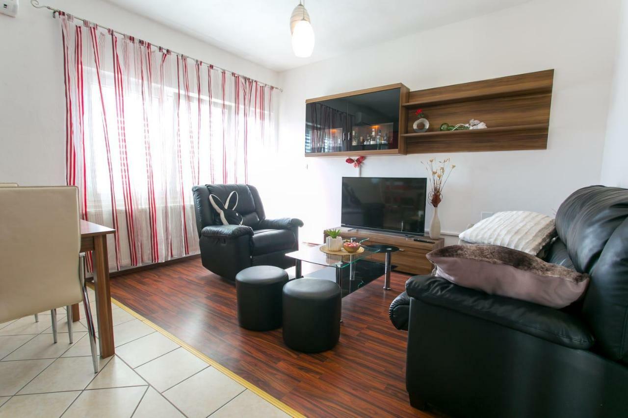 Apartman Antea Apartman Kaštel Stari Kültér fotó
